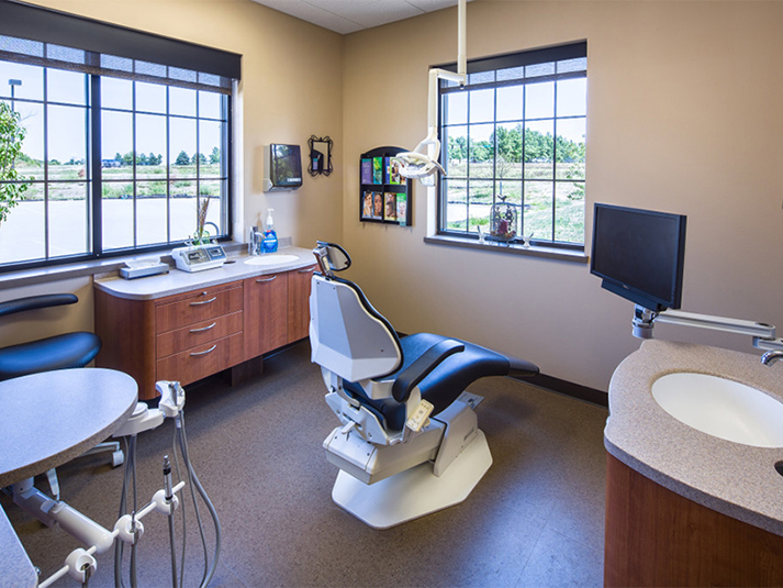Coral West Dental | Patient Room