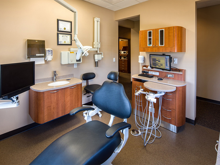 Coral West Dental | Patient Room